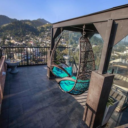 Bunk Planet Hotel Kandy Exterior photo