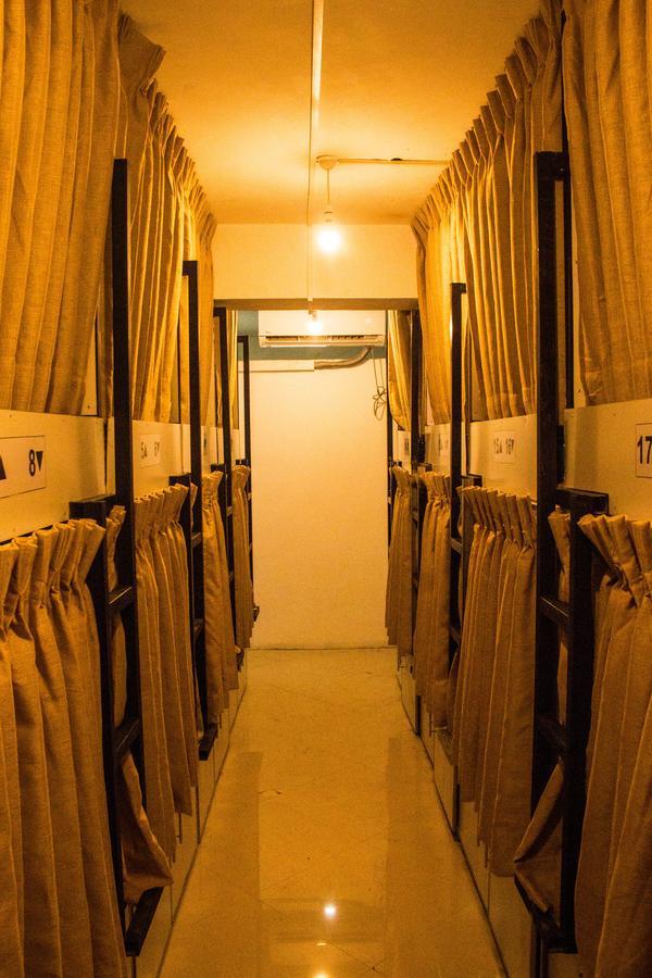 Bunk Planet Hotel Kandy Exterior photo